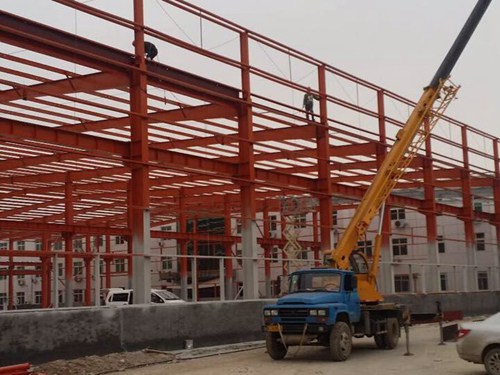 鋼結(jié)構(gòu)